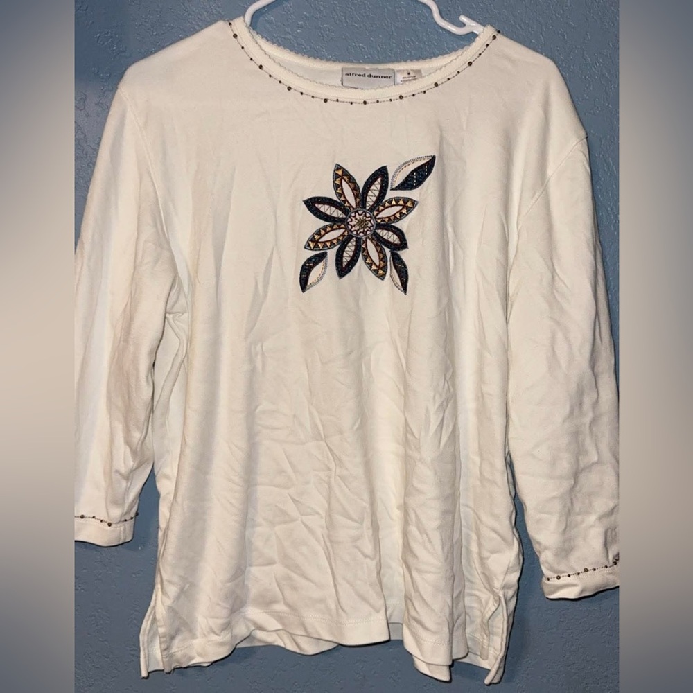 Alfred Dunner White Quarter-Sleeve Floral Appliqué Top